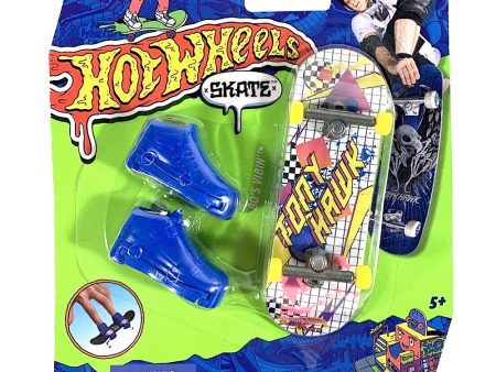 80 s Vibin  Hot Wheels Skate Fingerboard and Shoes For Sale